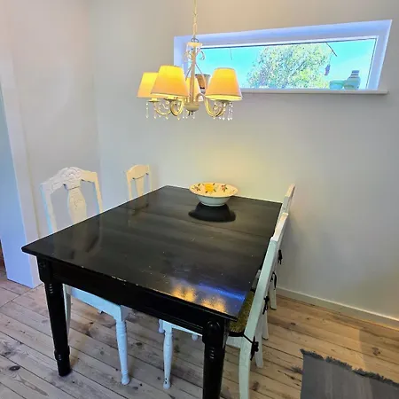 Irenes Anneks ניבורג